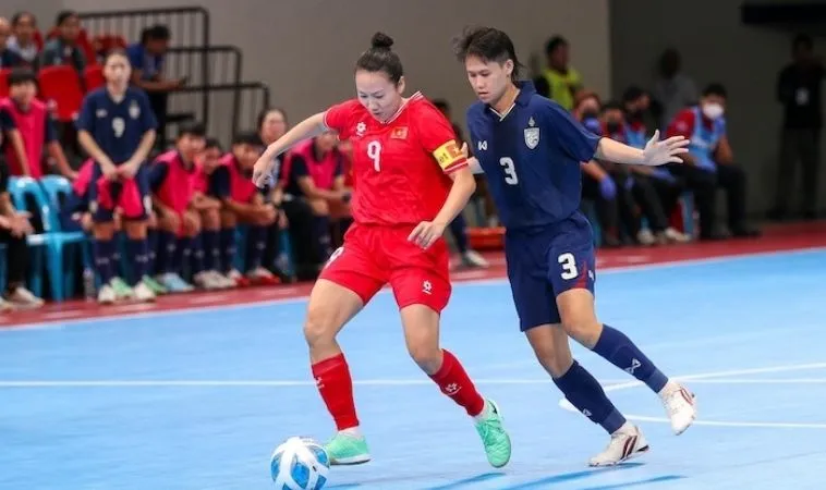 Bóng Đá Trong Nhà: Chiến Lược Chiến Thắng 2 Kỹ thuật chơi bóng đá trong nhà